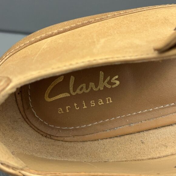 Clarks Shoes Womens Size 8 M Tan Leather Chorus Chime Mary Jane Heels Pumps - Picture 11 of 12